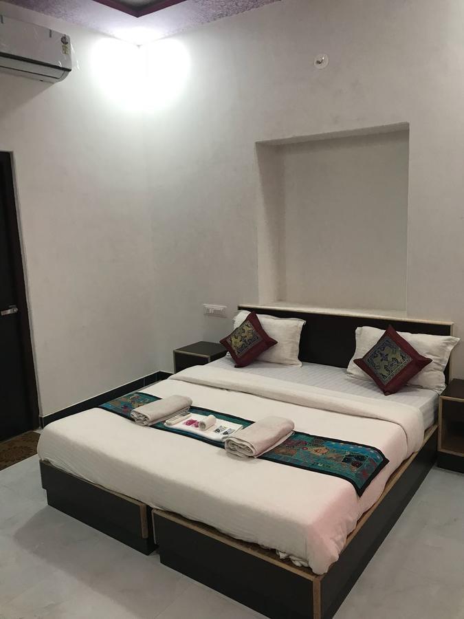 Tofu Hotel & Safari ジャイサルメール エクステリア 写真