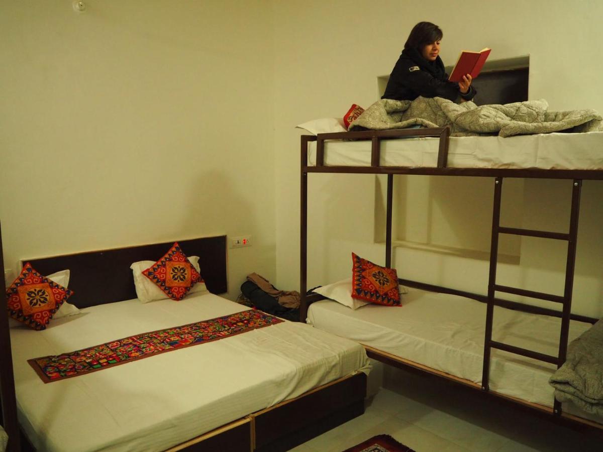 Tofu Hotel & Safari ジャイサルメール エクステリア 写真